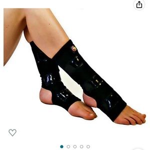 Pole dancing ankle grips